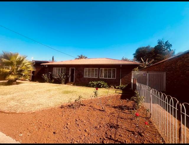 3 BEDROOM HOUSE FOR SALE IN DANVILLE